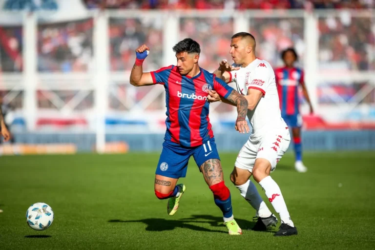 San Lorenzo y Huracán empataron en un clásico polémico