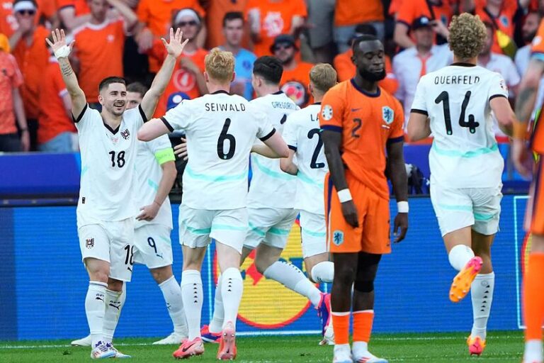 Austria derrotó a Holanda y pasó como primera de grupo