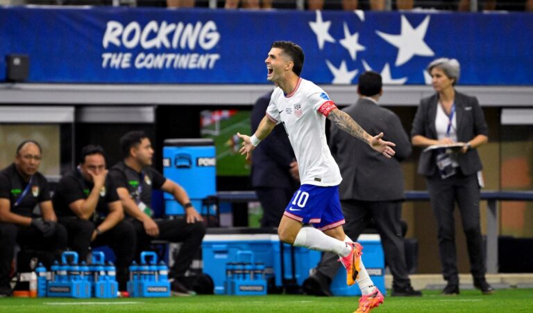 El anfitrión debutó con victoria