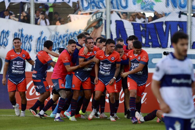 El Charrúa sigue sorprendiendo en la Copa Argentina y eliminó a Gimnasia