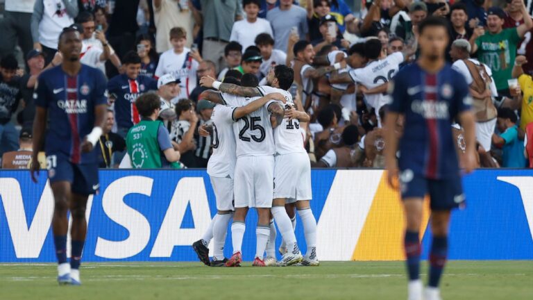 Botafogo derrotó al PSG y aseguró su presencia en octavos de final