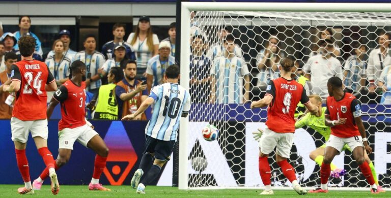 Argentina derrotó a Austria y aseguró su presencia en la siguiente ronda